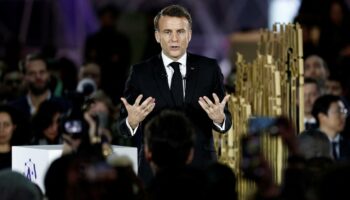 En direct, sommet de l’IA 2025 à Paris : « On va continuer de préserver la créativité humaine », assure Emmanuel Macron