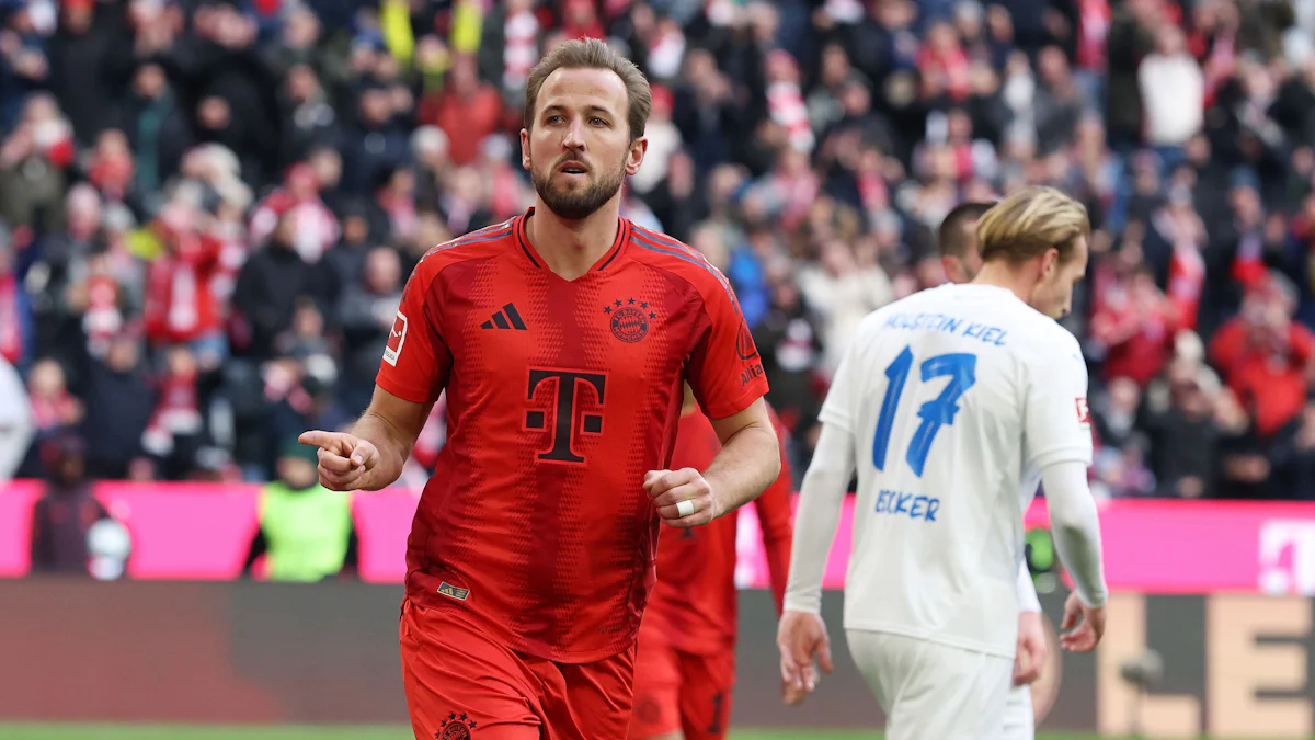 FC Bayern gegen Kiel: 4:3-Sieg nach 4:0-Vorsprung