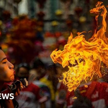 Freedom, fire and fashion: Photos of the week