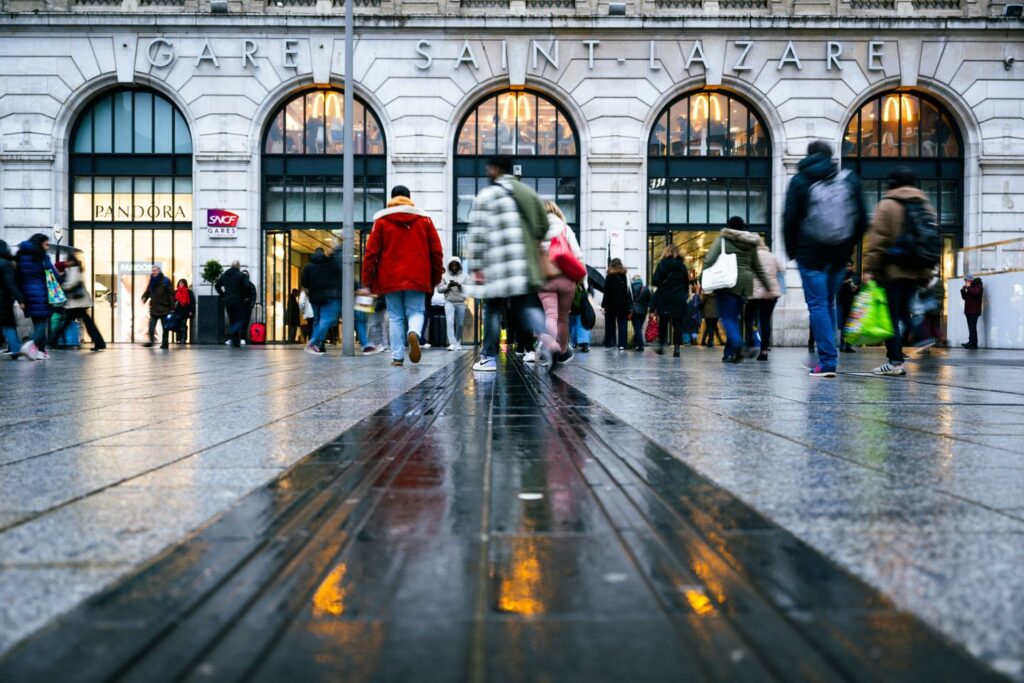 Gare Paris Saint-Lazare : trafic perturbé après une panne électrique