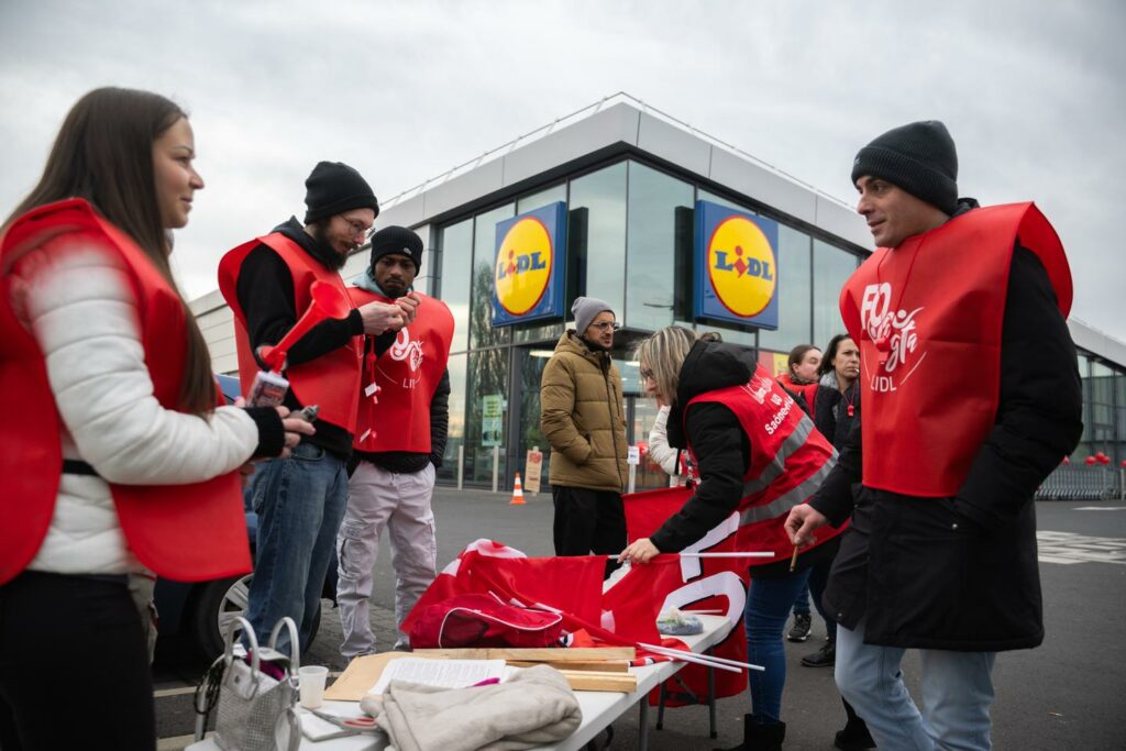 Grève dans les magasins Lidl : « J’espère qu’il y aura du changement car les conditions de travail sont vraiment catastrophiques »