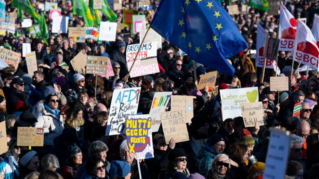 Großdemonstration auf der Theresienwiese: So reagieren Münchens Politiker