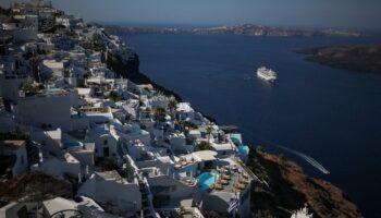 «Il y a une nouvelle secousse toutes les quatre minutes» : en Grèce, Santorin en état d’alerte après plus de 200 tremblements de terre