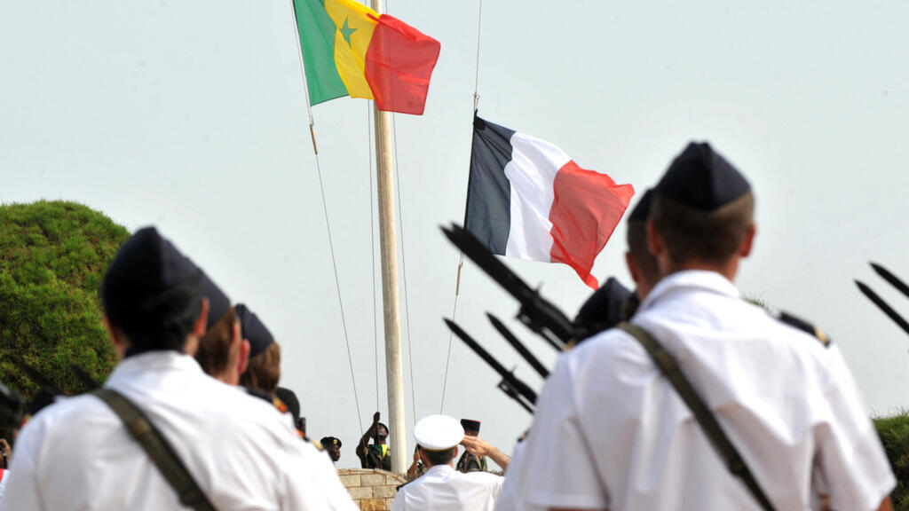 La France et le Sénégal créent une commission pour organiser le départ des troupes françaises