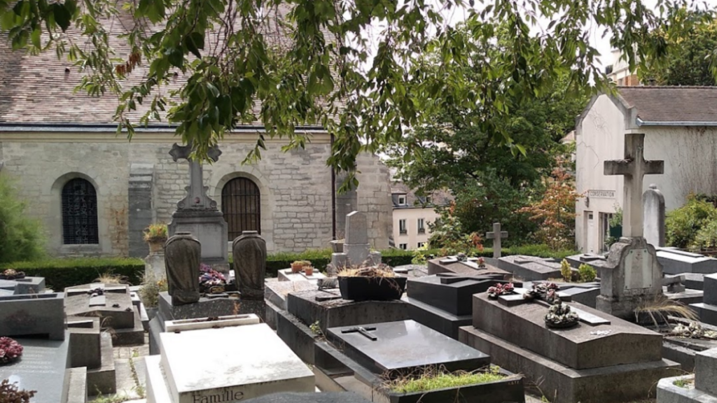 La tombe de l’écrivain d'extrême droite Robert Brasillach dégradée à Paris