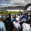 L’ambiance endiablée au trou nᵒ 16 de l’Open de Phoenix de golf, surnommé le « trou du diable »