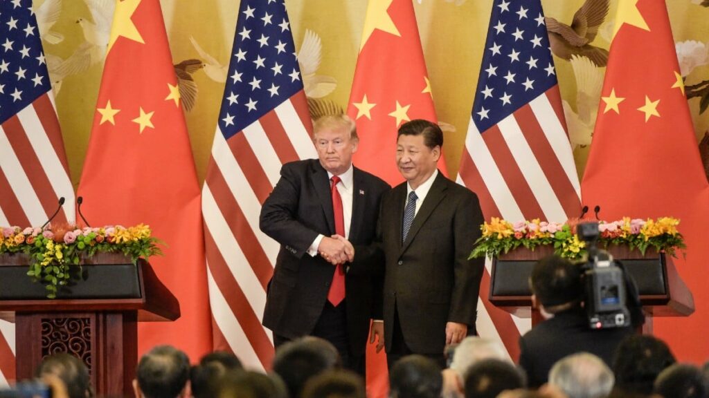 «L'année 2025 va être une pétaudière trumpiste»: entre la Chine et les États-Unis, la guerre commerciale est déclarée