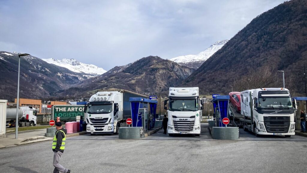 « Le gazole y est moins cher que sur l’autoroute » : une station-service savoyarde interdite aux poids lourds