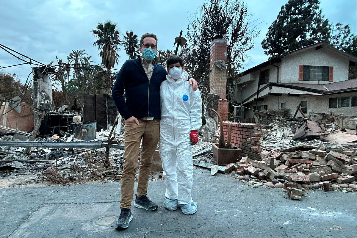 Los Ángeles y el sueño de la reconstrucción un mes después de los incendios: "Tengo casa, pero estoy rodeada de viviendas quemadas"