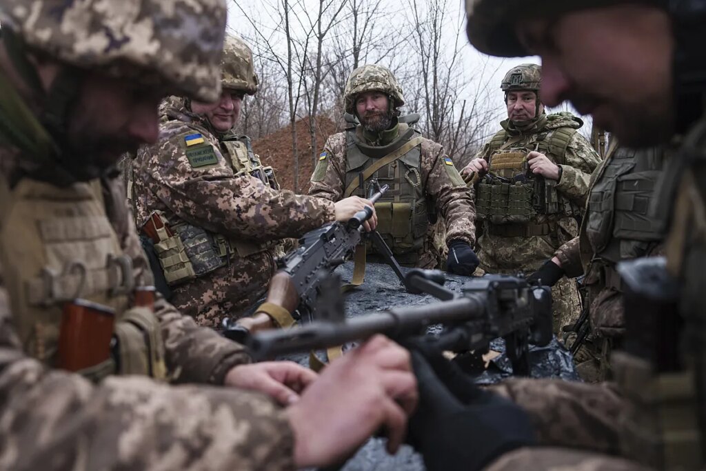 Los avances de Rusia en Ucrania se ralentizan, pero la presión sigue alta en el frente