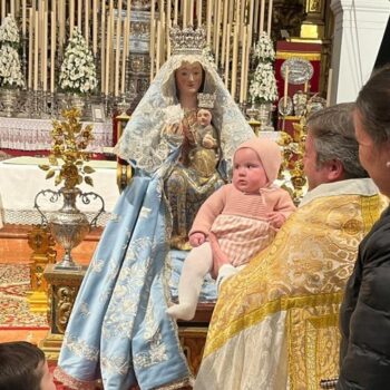 Los más pequeños se presentan ante la Virgen de Valme en Dos Hermanas este domingo