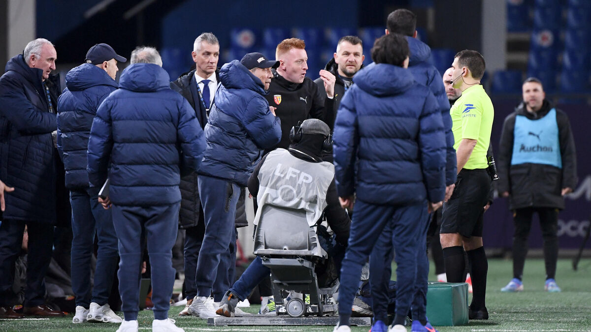 Montpellier-Lens (0-2) : l’incroyable double expulsion des coachs Gasset et Still qui préfèrent en sourire