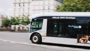 Noisy-le-Grand : deux piétons hospitalisés après avoir été renversés par un bus