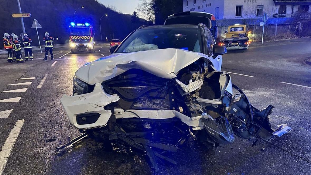 Nord ouest du Luxembourg: Six personnes envoyées à l'hôpital après une collision entre deux voitures