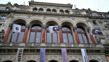 Occupation de la Gaîté Lyrique : la justice ordonne l’évacuation de 300 jeunes migrants majeurs d’ici un mois