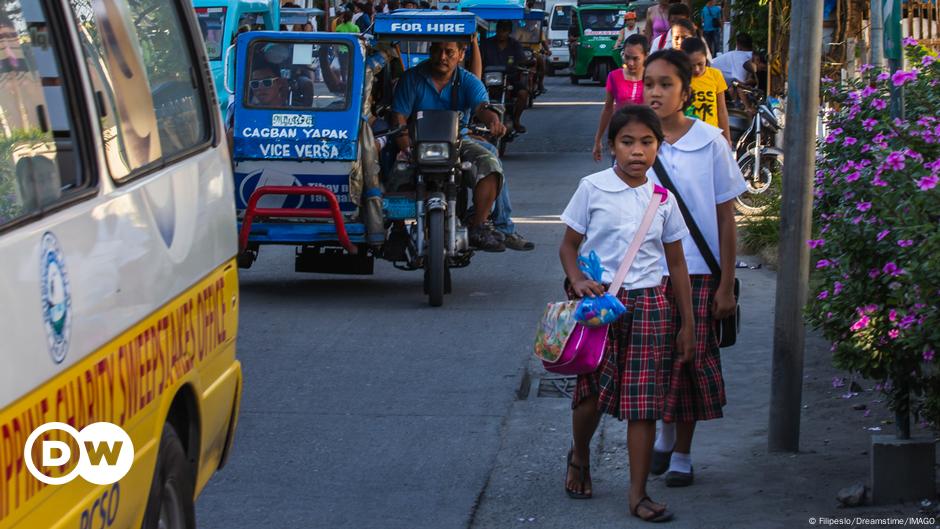 Philippines: Sex ed bill targets rising teen pregnancies