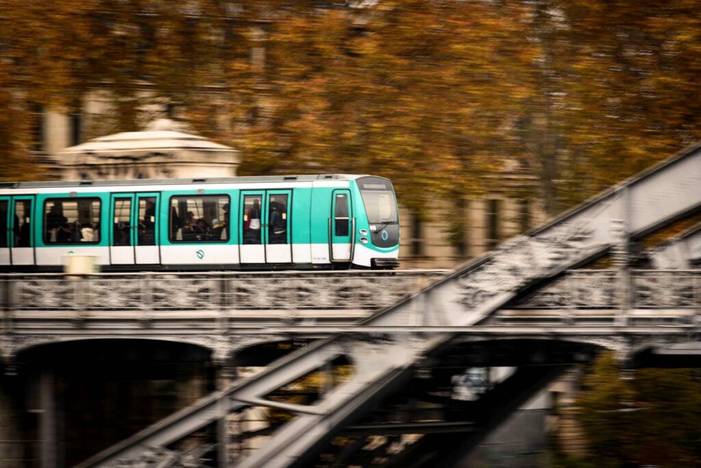 RATP : quatre jours de travail pour 303 stations de métro