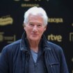 Richard Gere critica el "matrimonio oscuro" de poder y dinero con Trump: "Los billonarios están al cargo de EEUU"