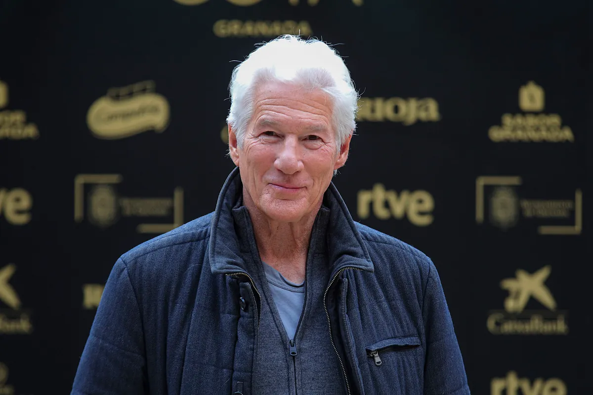 Richard Gere critica el "matrimonio oscuro" de poder y dinero con Trump: "Los billonarios están al cargo de EEUU"