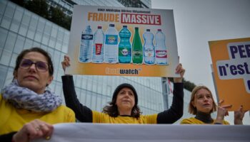 Scandale des eaux en bouteille: L'exécutif a autorisé Nestlé à utiliser des filtres illégaux