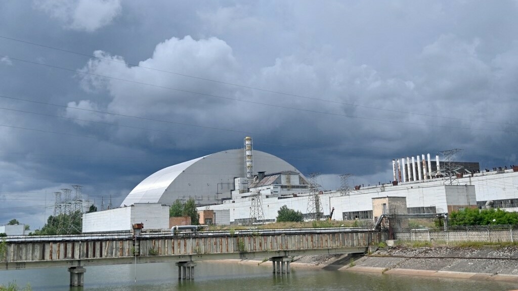 Selon l'Ukraine: Un drone russe a frappé l'arche de Tchernobyl