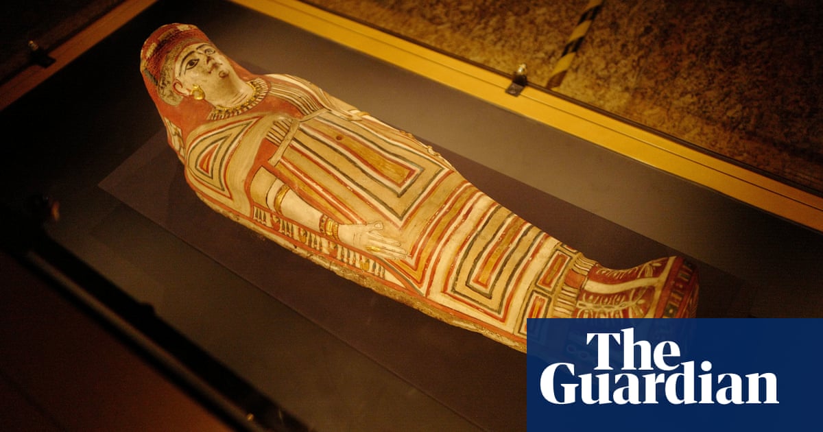 Smell like an Egyptian: researchers sniff ancient mummies to study preservation