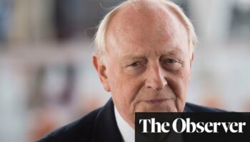 Starmer should end UK’s ‘cycle of hesitation’ with EU, says Neil Kinnock