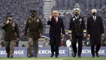 Super Bowl : "C'est une parade de la victoire pour Donald Trump"