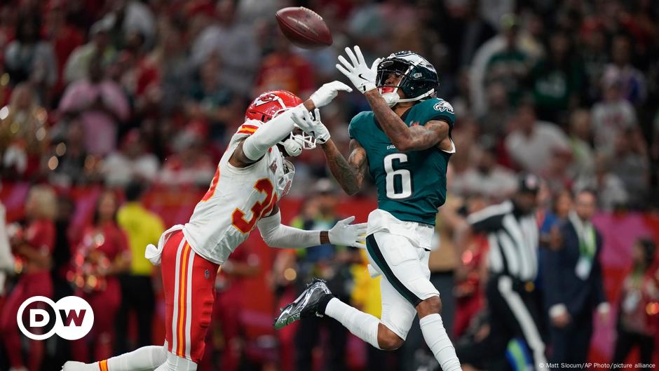 Super Bowl LIX — Eagles pull Chiefs apart in dominant win