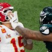 Super Bowl: Los Philadelphia Eagles humillan a Patrick Mahomes delante de su fan Donald Trump