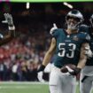 Super Bowl : les Eagles de Philadelphie mènent les Chiefs de Kansas City sous les yeux de Trump