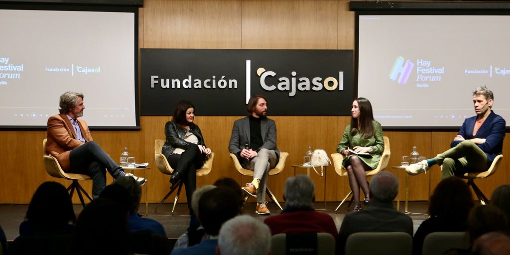 Teodoro León Gross:  «El señalamiento de los medios se ha convertido en una seña de identidad del populismo»