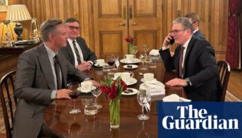 Trump agrees ‘friendly meeting’ with Keir Starmer after making surprise call