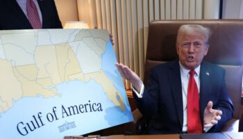 Trump veta a periodistas que sigan usando el término «golfo de México»