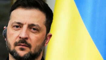 Ukraine : Volodymyr Zelensky dit être prêt à des négociations directes avec Vladimir Poutine