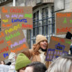 VIDÉO. « Tout le monde va partir dans le privé » : Élisabeth Borne interpellée par le personnel des écoles parisiennes en grève