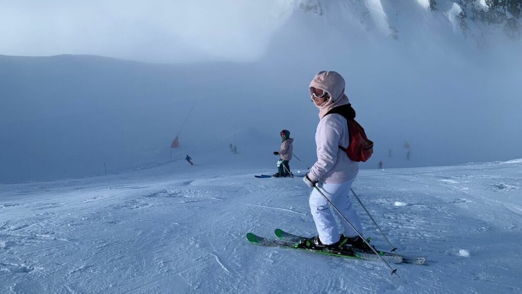 Vacances au ski : qu’est-ce que le syndrome « du deuxième jour » ?