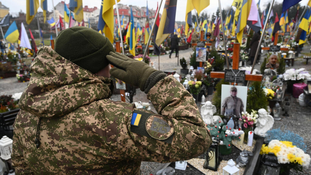 Zelensky veut s'entendre avec Washington sur un plan pour "arrêter Poutine" avant de parler de paix