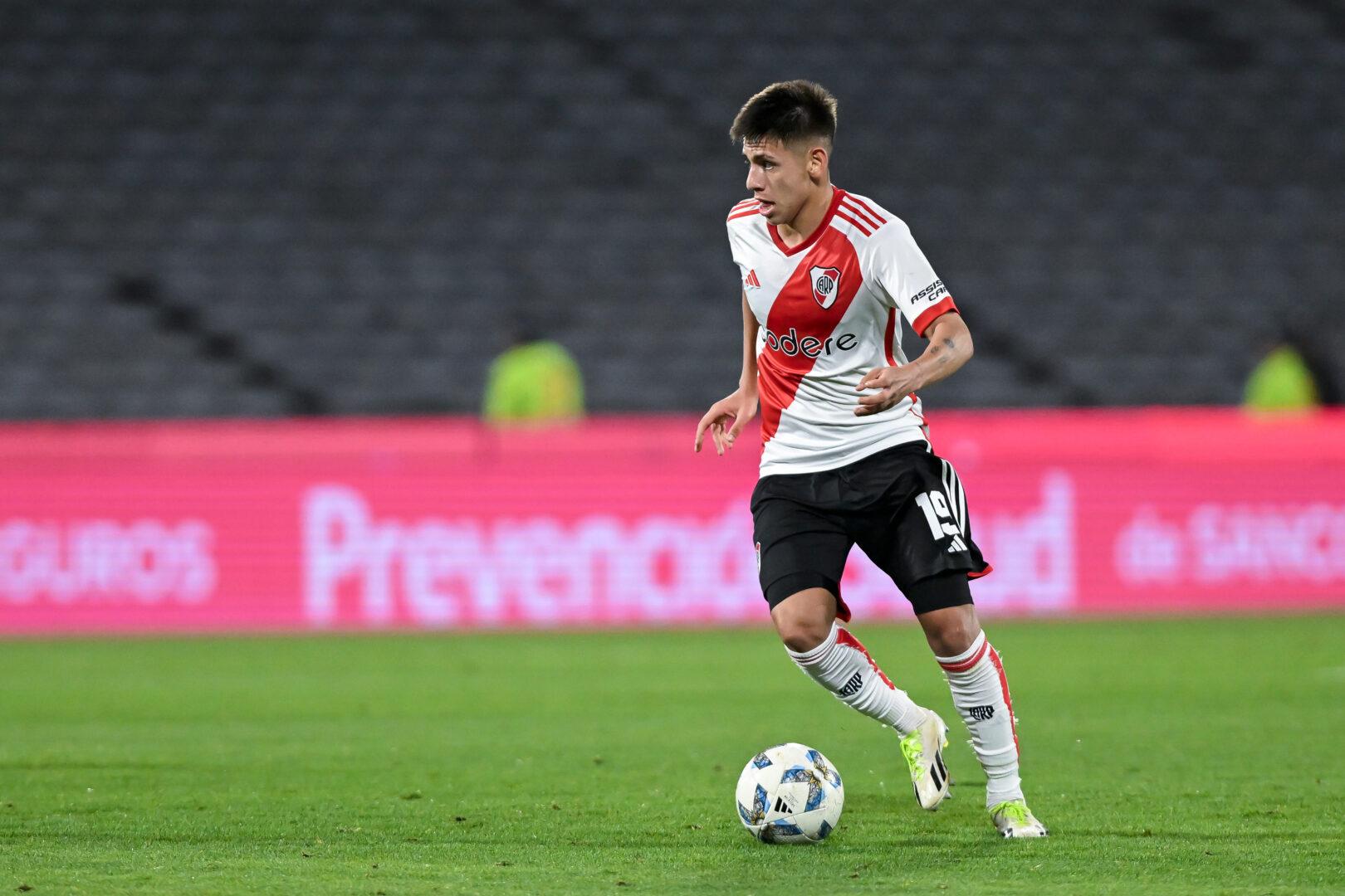 Argentina youth star Echeverri joins Man City a ‍year⁣ after signing from River Plate - KSTP