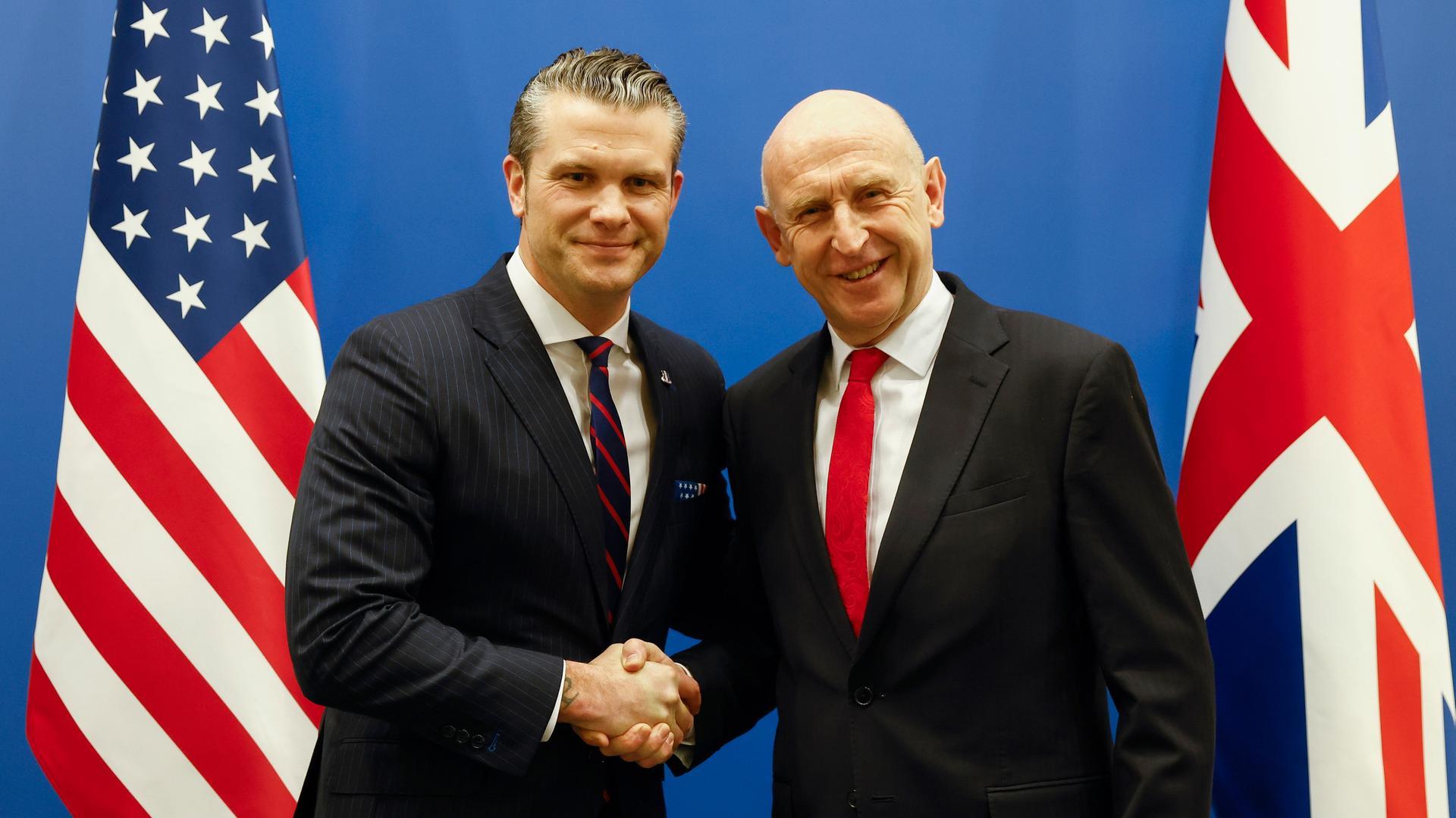 Hegseth and Healey Discuss strategic Framework for Ukraine Support