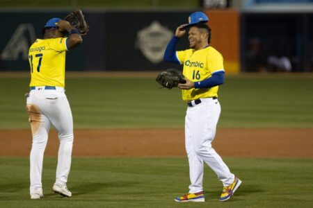 Photos: Brazil earns a 12-2 run-rule win against China, World Baseball Classic qualifier – Arizona Daily Star