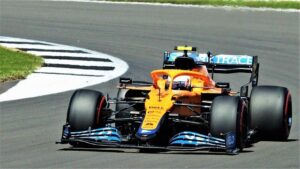 Australian GP Qualifying: Lando Norris claims pole position with Lewis Hamilton only eighth on Ferrari debut – Sky Sports