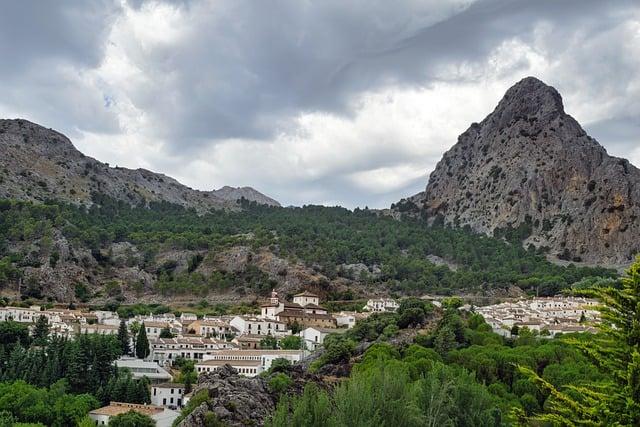 PHOTO COLLECTION: Extreme Weather Spain⁢ Floods - The⁤ Killeen Daily Herald