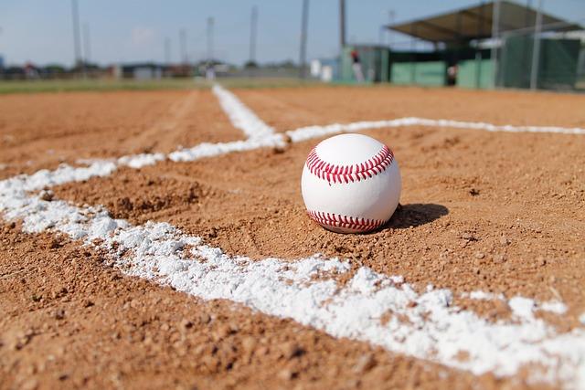 Baseball Stars Return to Japan ‌for a‍ Historic⁤ Season Opener